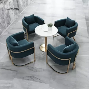 Conjunto de mobiliário de luxo nórdico contemporâneo para recepção, composto por sofá, mesa redonda e quatro cadeiras, ideal para vendas, escritório ou café.